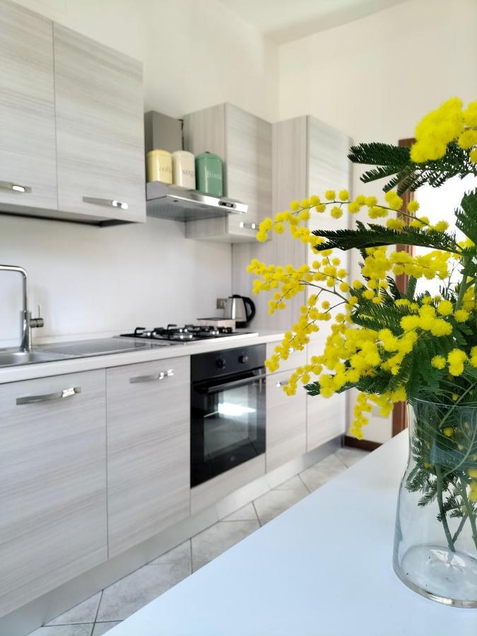 Casa Mina Lägenhet Omegna Exteriör bild
