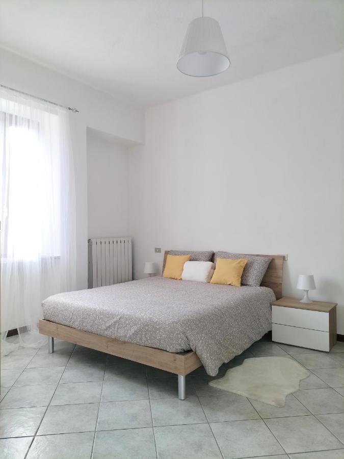 Casa Mina Lägenhet Omegna Exteriör bild